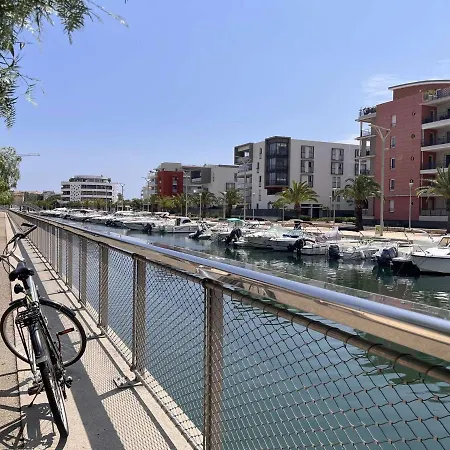 Frejus: Appt 2p, 5 Pers, Piscine, A 150m, Parking, Animaux Ok - Fr-1-226a-357