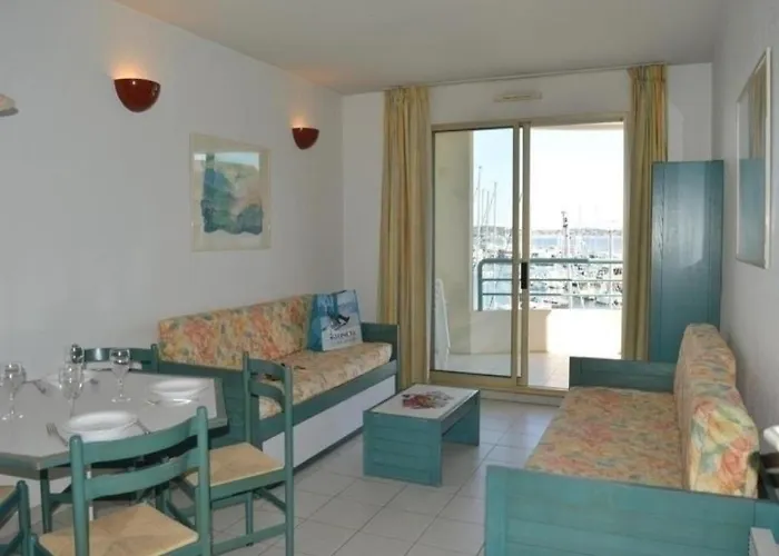 펜션 Frejus: Appt 2p, 5 Pers, Piscine, A 150m, Parking, Animaux Ok - Fr-1-226a-357 *