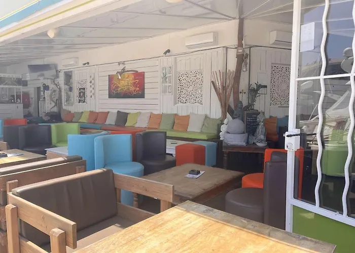 Frejus: Appt 2p, 5 Pers, Piscine, A 150m, Parking, Animaux Ok - Fr-1-226a-357