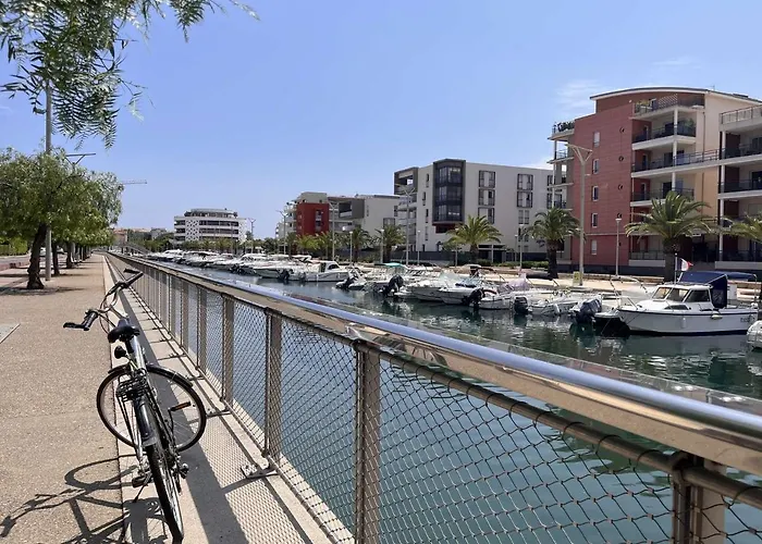 Frejus: Appt 2p, 5 Pers, Piscine, A 150m, Parking, Animaux Ok - Fr-1-226a-357
